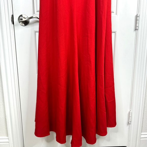 MAC DUGGAL Bow Shoulder V-Neck Gown Red Dress NEW Size 10 - Picture 11 of 14